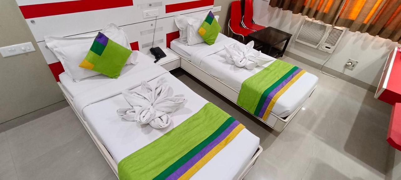 Hotel Bagga International Aurangābād Extérieur photo