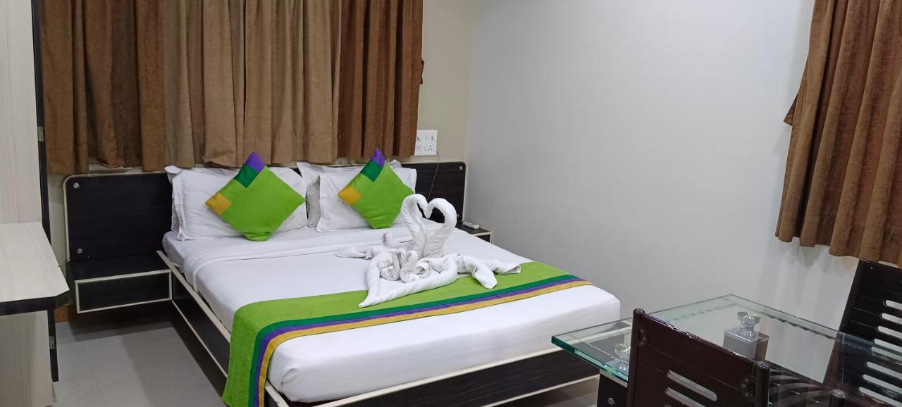 Hotel Bagga International Aurangābād Extérieur photo