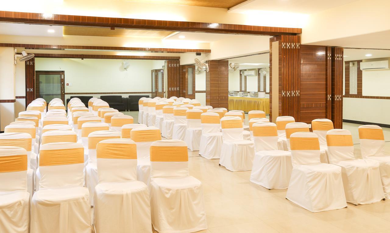 Hotel Bagga International Aurangābād Extérieur photo