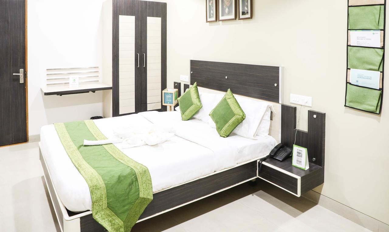 Hotel Bagga International Aurangābād Extérieur photo