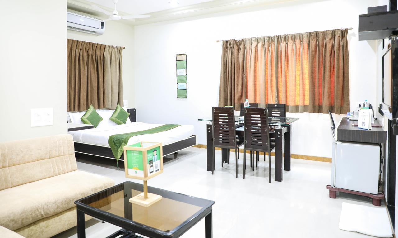 Hotel Bagga International Aurangābād Extérieur photo