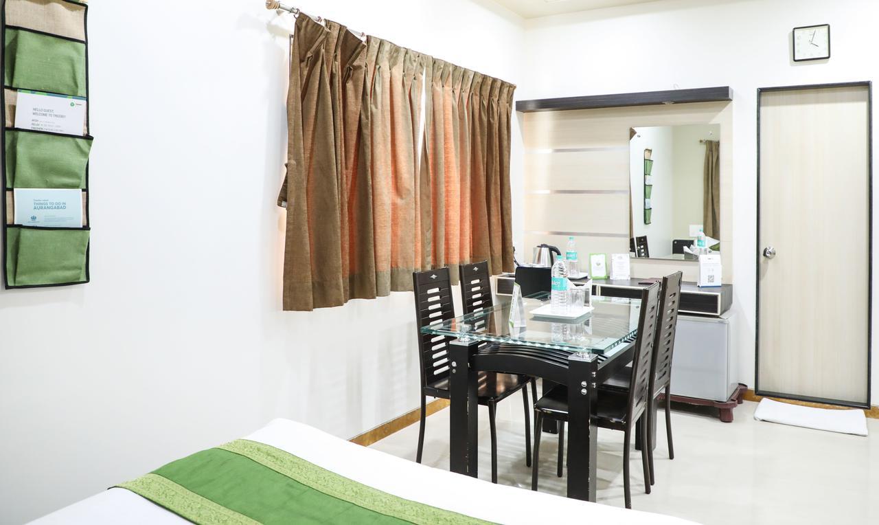 Hotel Bagga International Aurangābād Extérieur photo