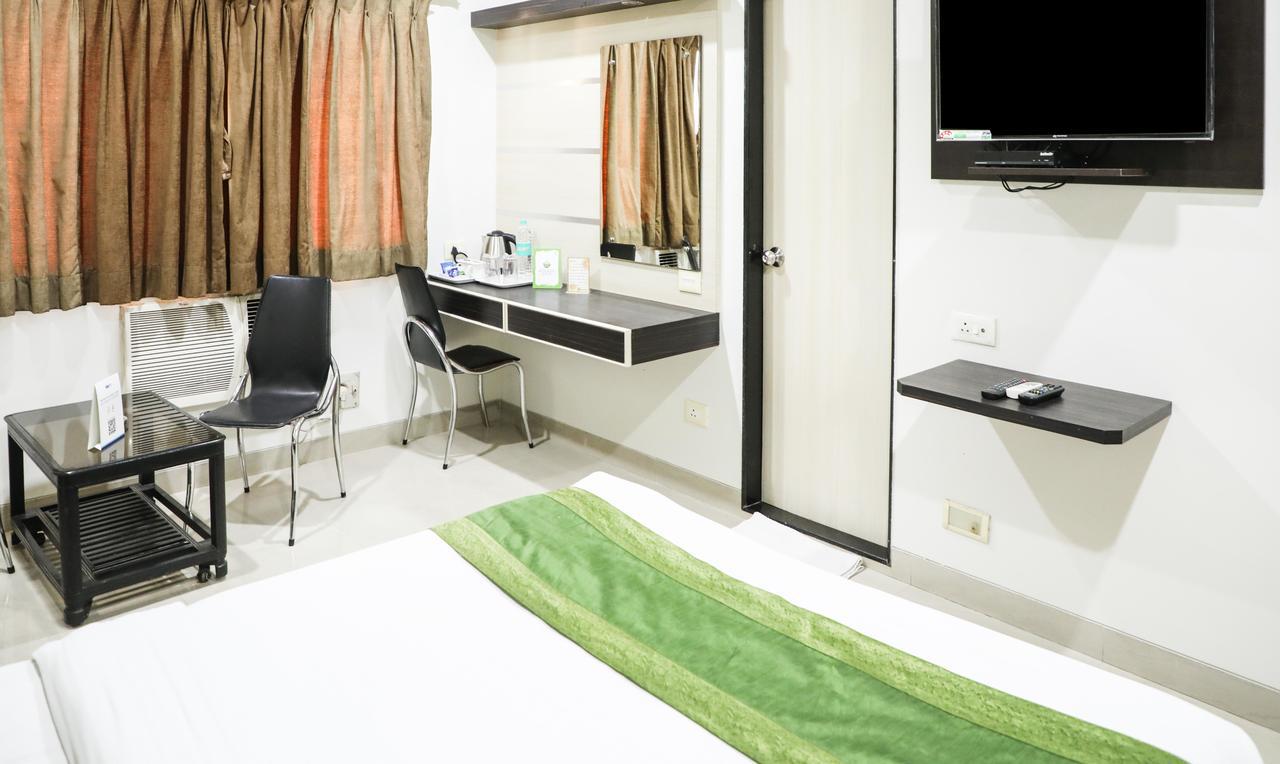 Hotel Bagga International Aurangābād Extérieur photo