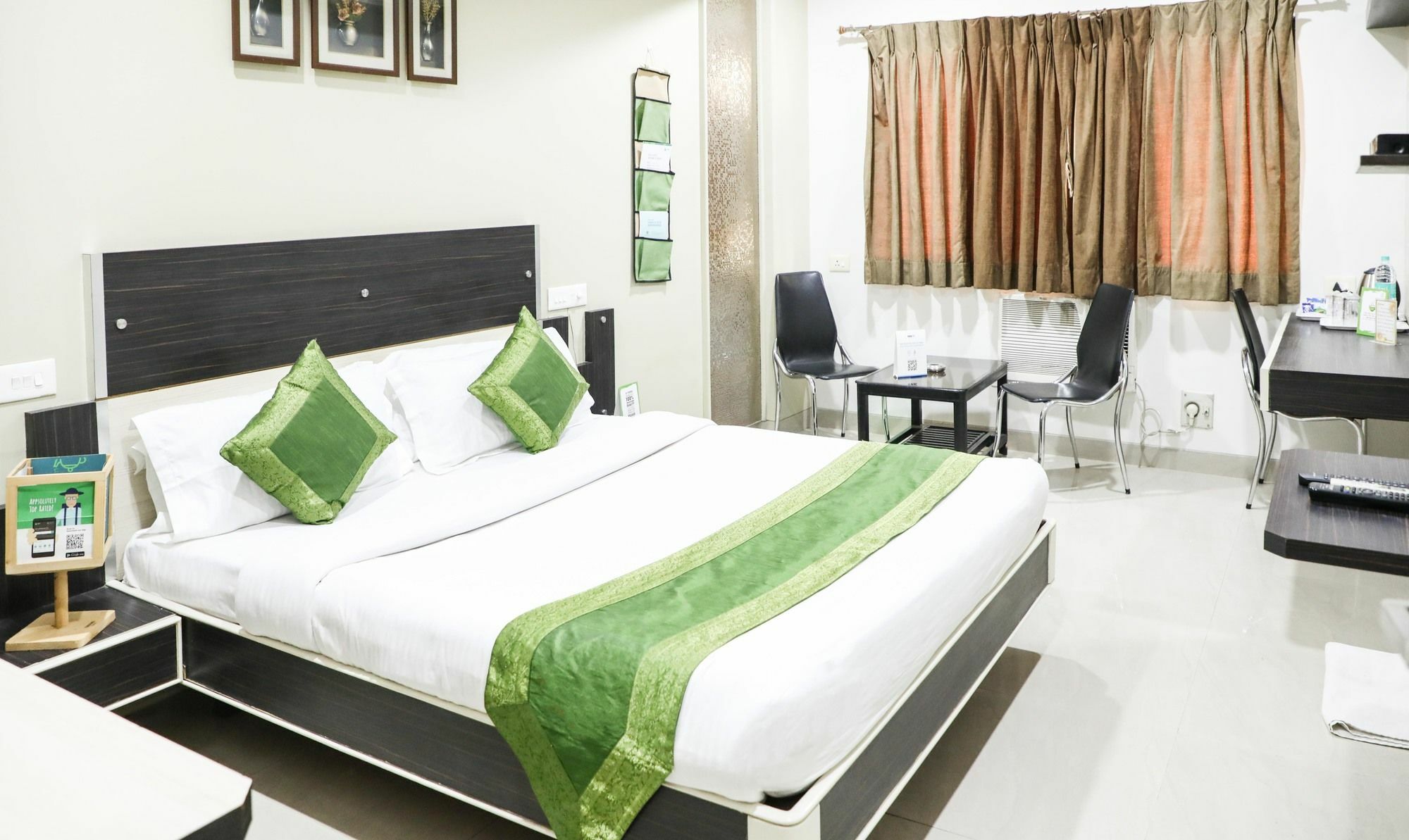 Hotel Bagga International Aurangābād Extérieur photo