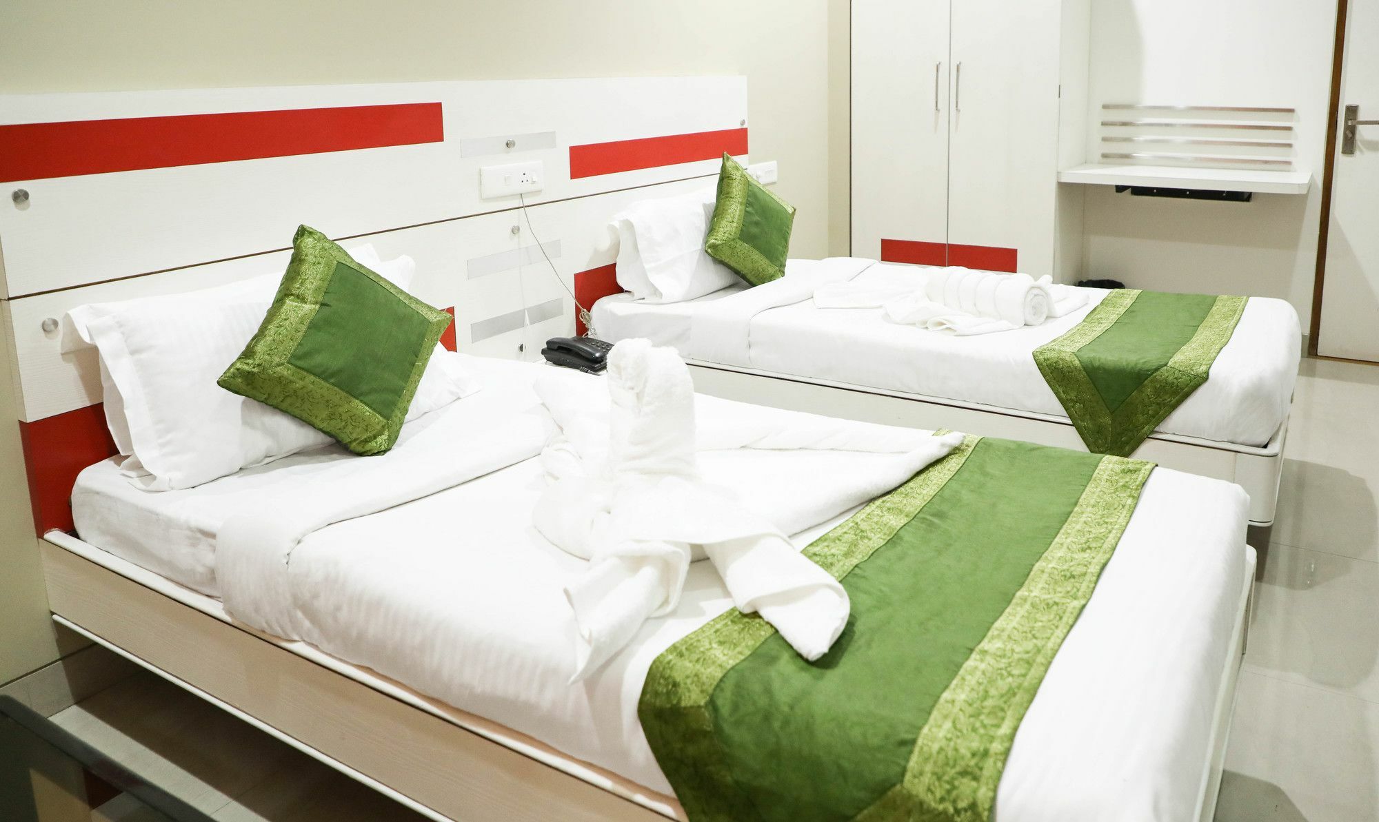 Hotel Bagga International Aurangābād Extérieur photo